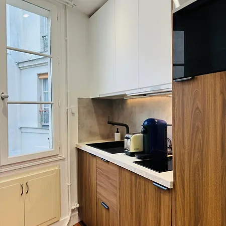 Luxueux 2 Pieces Au Coeur Du 16e 아파트