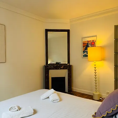 Luxueux 2 Pieces Au Coeur Du 16e Paris