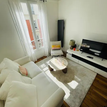 Luxueux 2 Pieces Au Coeur Du 16e Apartment *