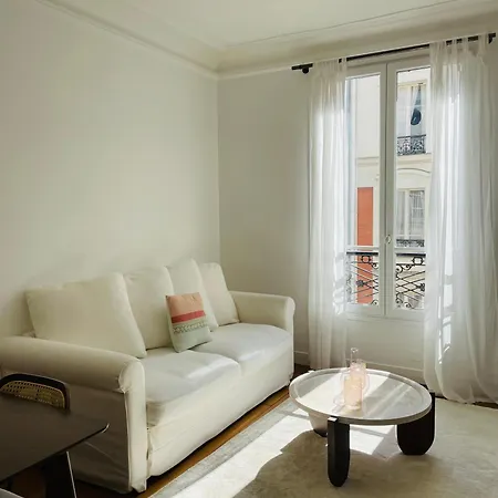 Luxueux 2 Pieces Au Coeur Du 16e Apartment *